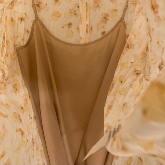 Vince Pressed Petal Blouse - Picture 8 of 8